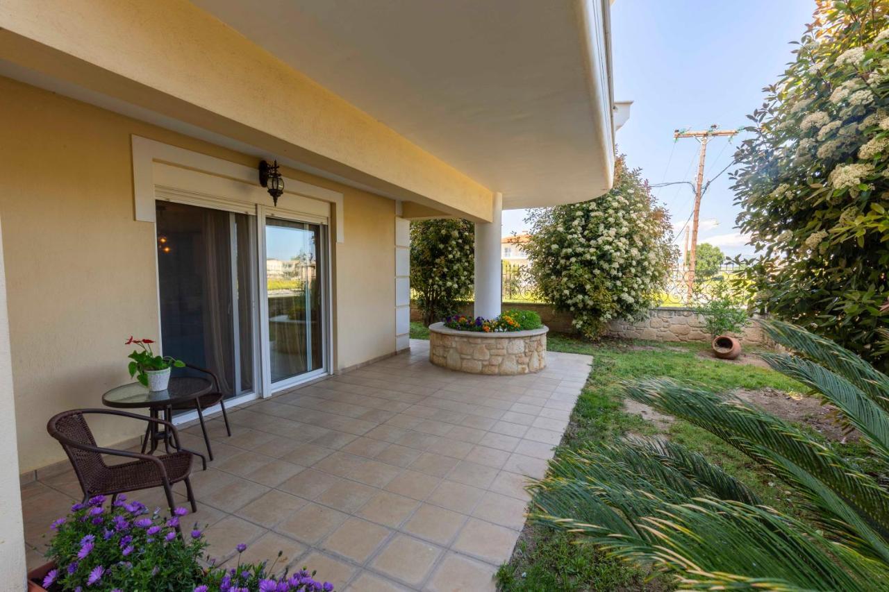 Apartamento Elvis Nest Nea Moudania Exterior foto